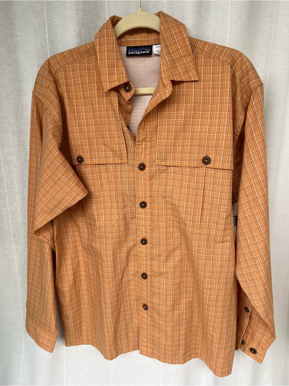 Patagonia Vintage Tropical Flats Vented Shirt Mens Orange Plaid Long Sleeve